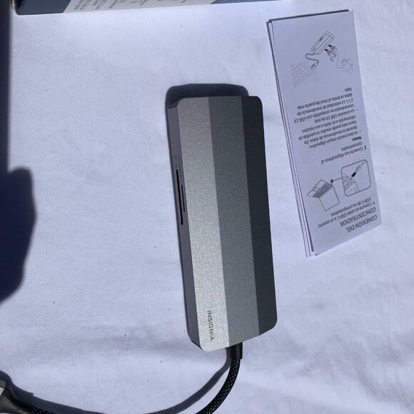 Open box 7-Port USB-C Docking station - Picture 5 of 7